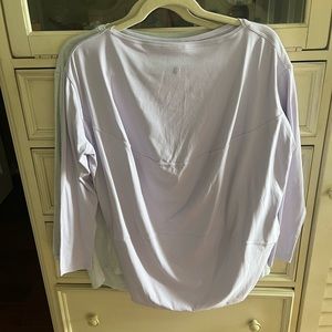 Lululemon back in action long sleeve Nulu